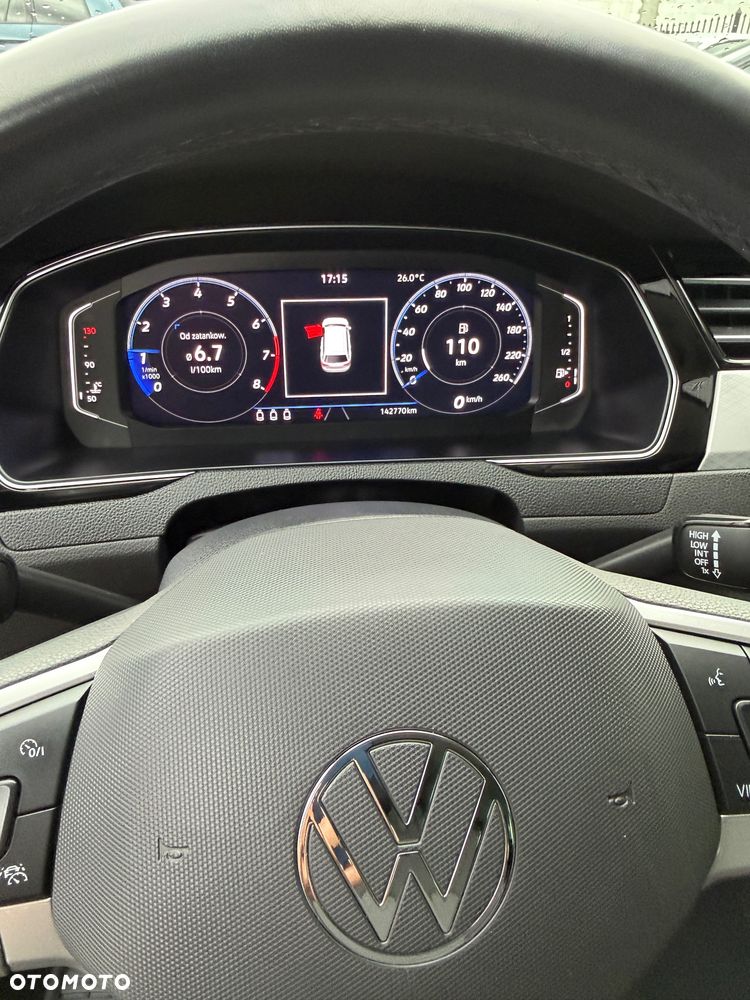 Volkswagen Passat 1.5 TSI EVO Elegance - 15