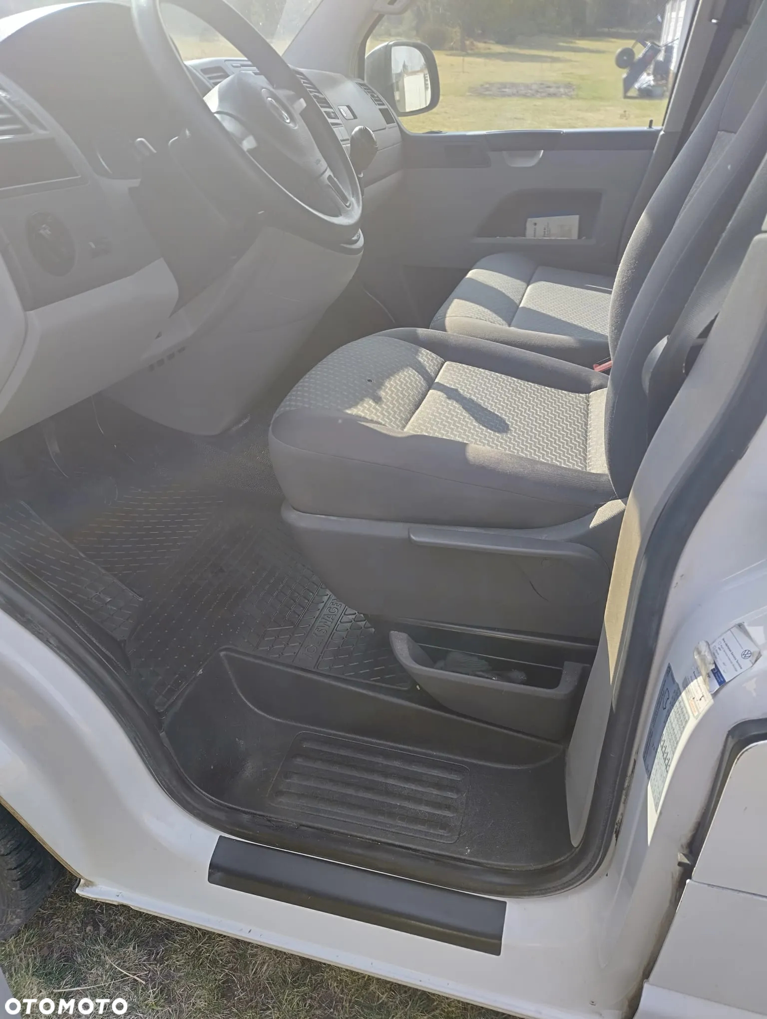 Volkswagen TRANSPORTER T5 - 6