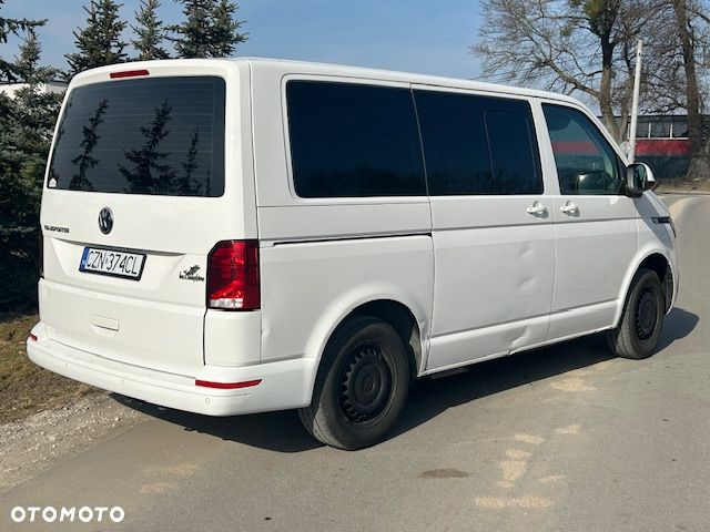 Volkswagen Transporter - 22