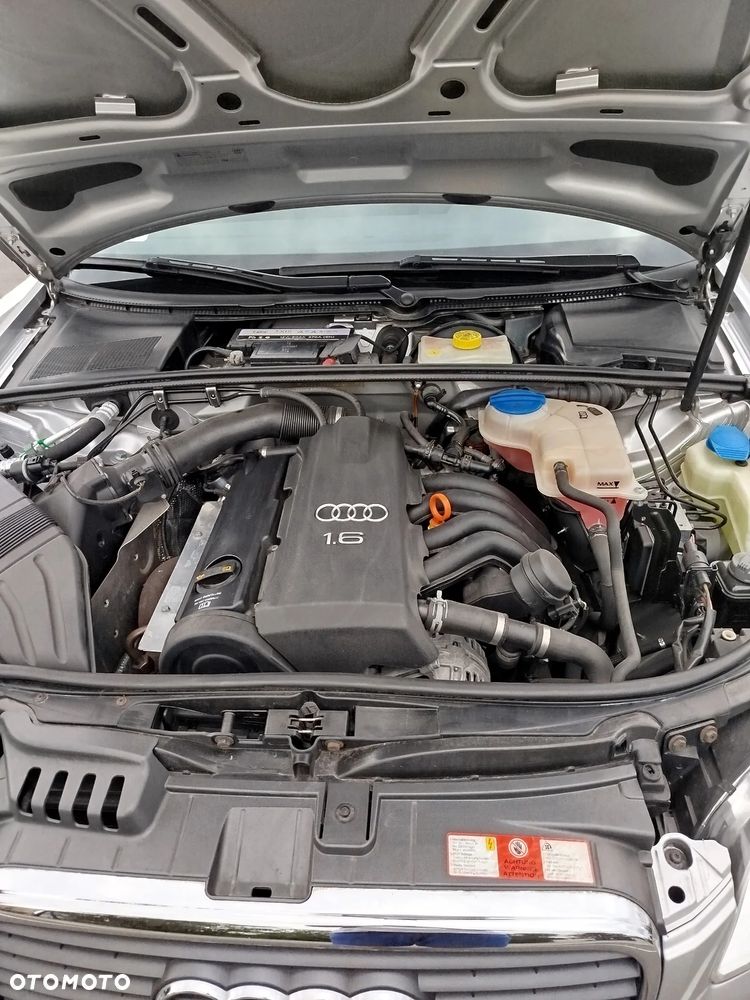 Audi A4 Limousine - 10