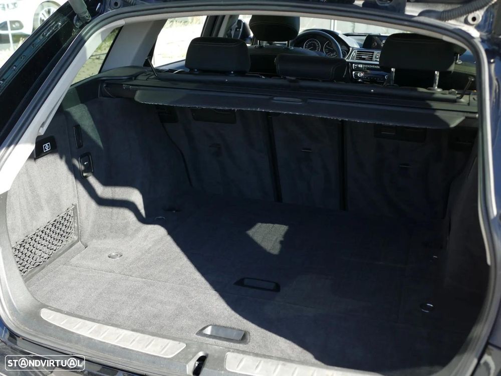 BMW 318 d Line Sport - 14