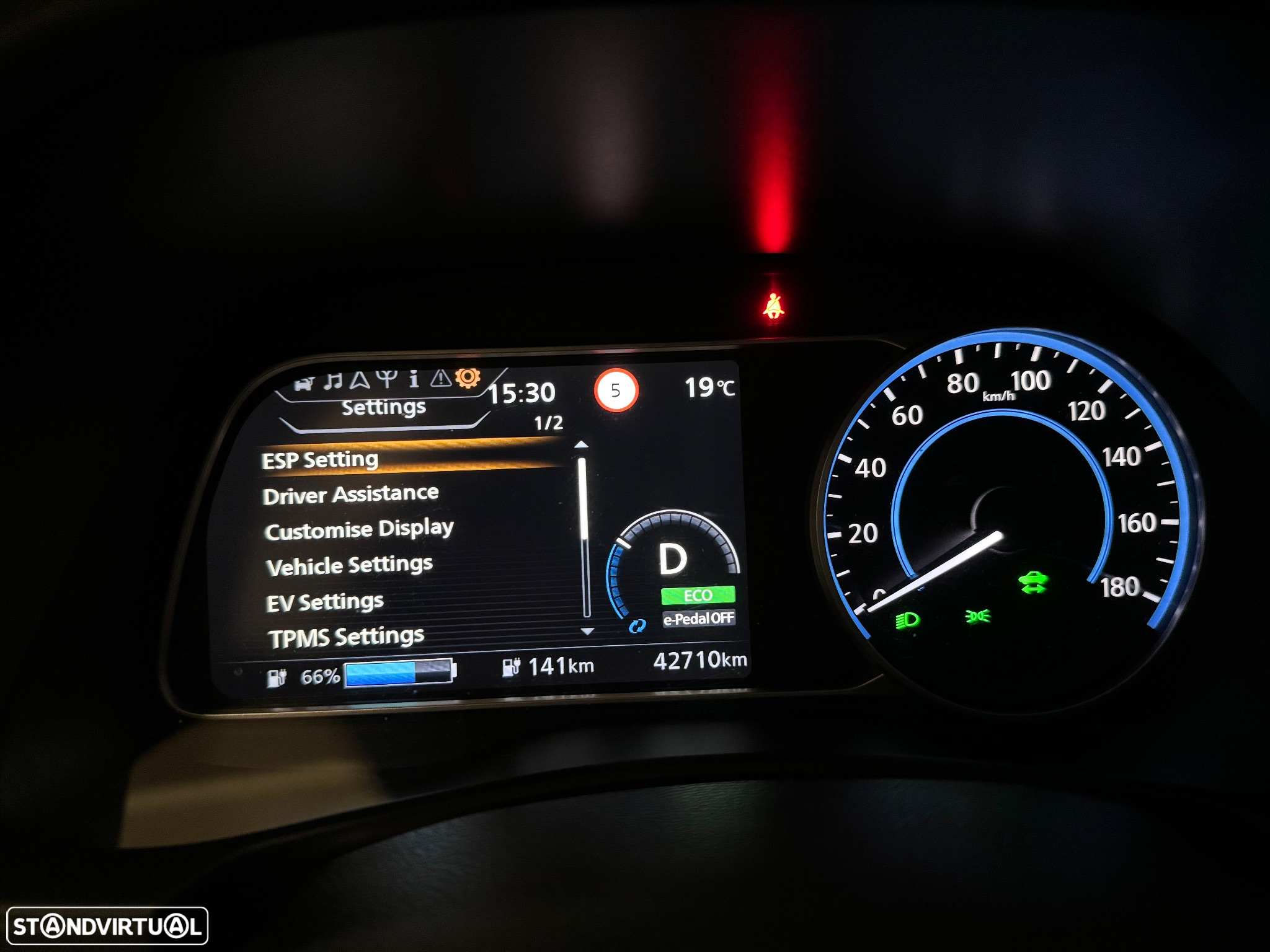 Nissan Leaf N-Connecta Two Tone - 32