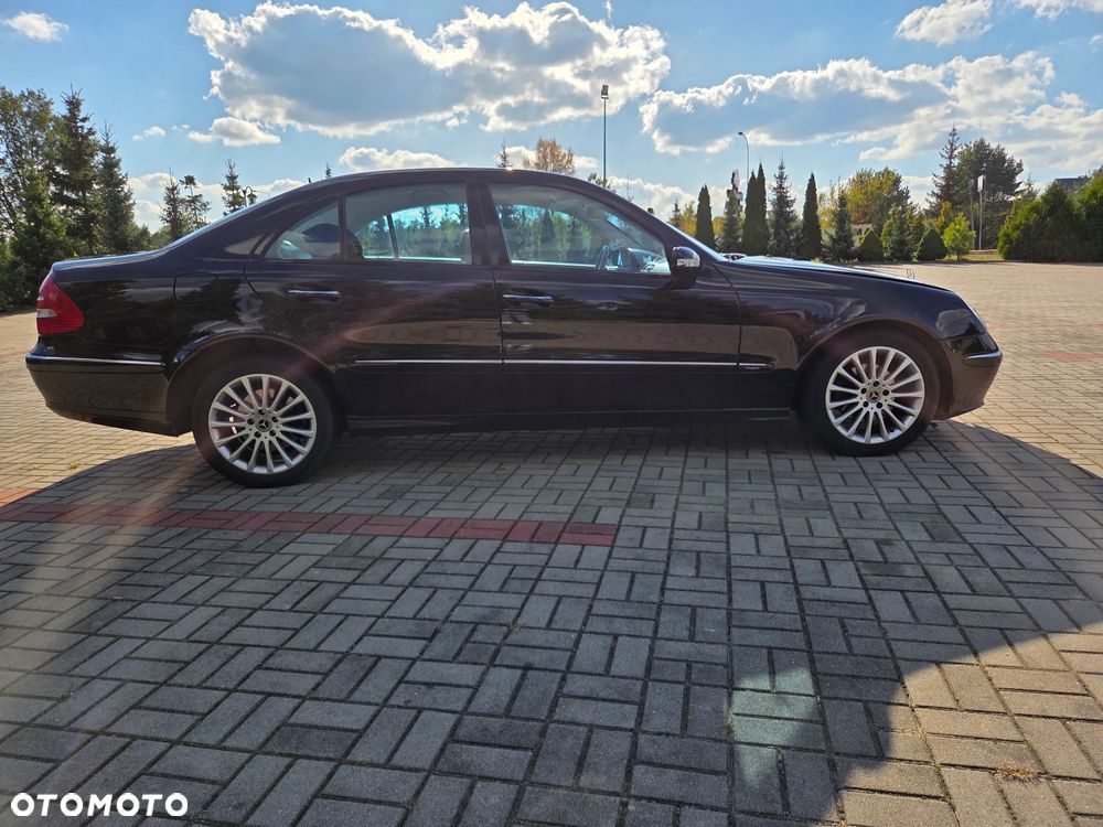 Mercedes-Benz Klasa E 320 CDI T Avantgarde - 4