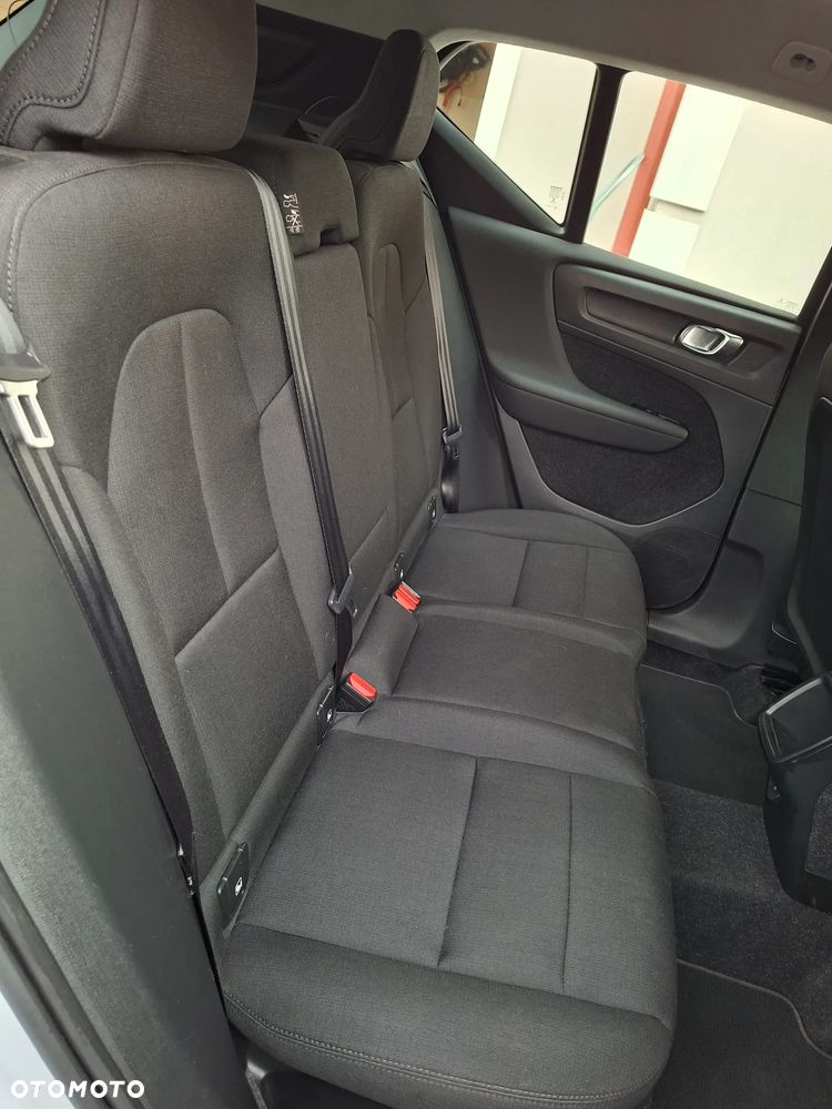 Volvo XC 40 T3 - 10