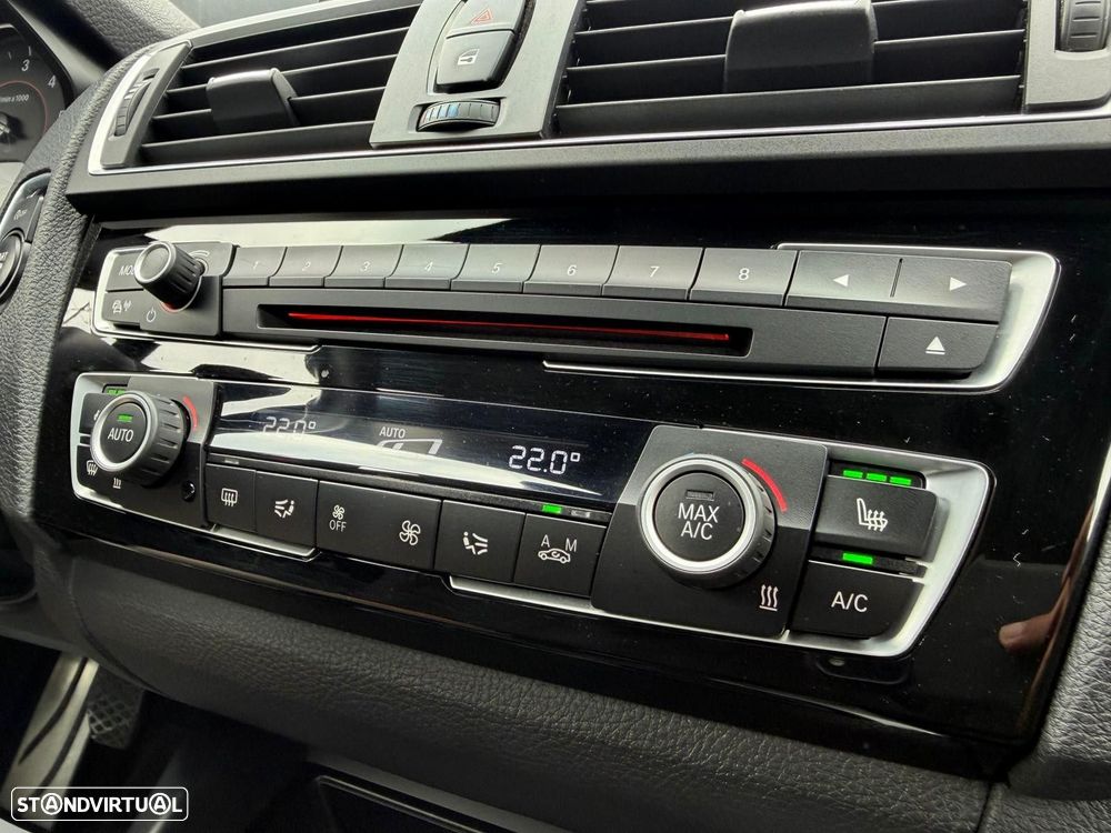 BMW 116 d Pack M - 21