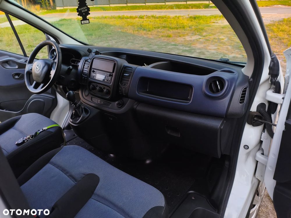 Opel Vivaro - 27
