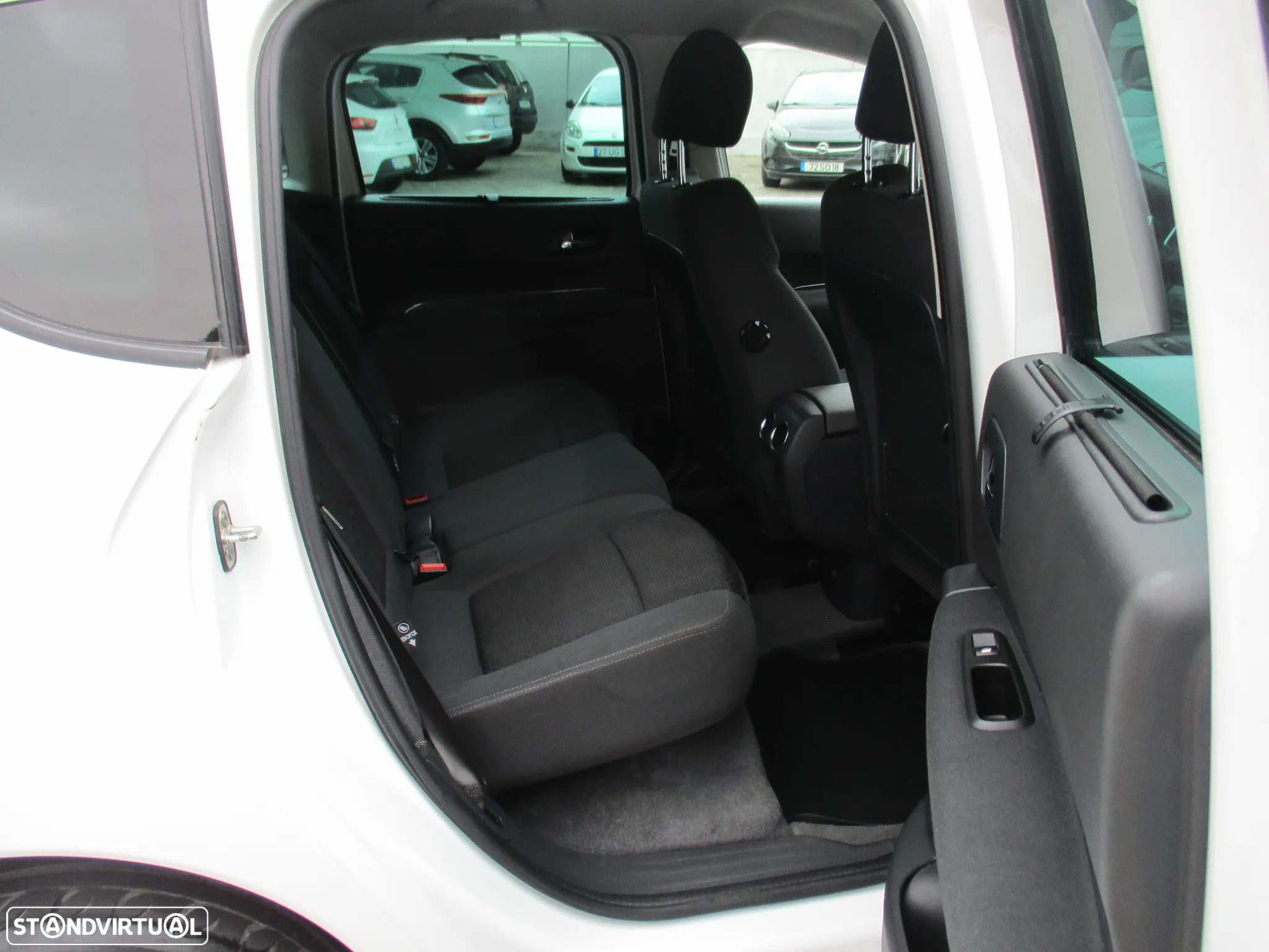 Peugeot 3008 1.6 BlueHDi Style - 18