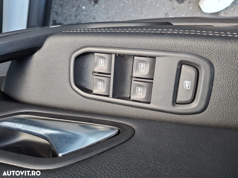 Dacia Duster 1.5 Blue dCi 4WD Prestige jante 17" - 11