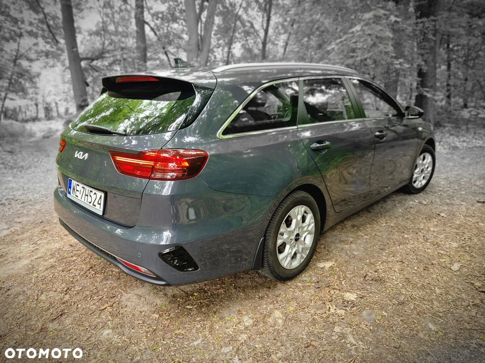 Kia Ceed 1.5 T-GDI M - 10