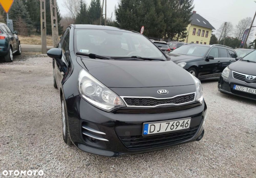 Kia Rio - 11