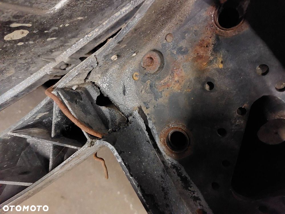 PAS PRZEDNI WZMOCNIENIE CZOŁOWE + CHŁODNICE + LAMPY HYUNDAI GETZ I 1.5 CRDI - 12