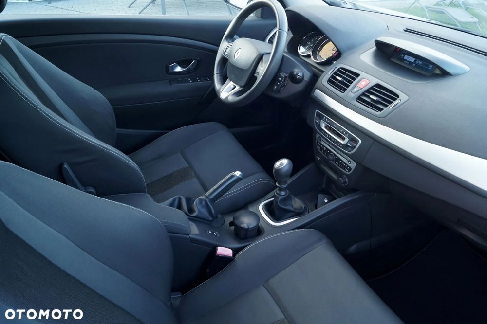 Renault Megane 1.6 16V Sport Way - 8