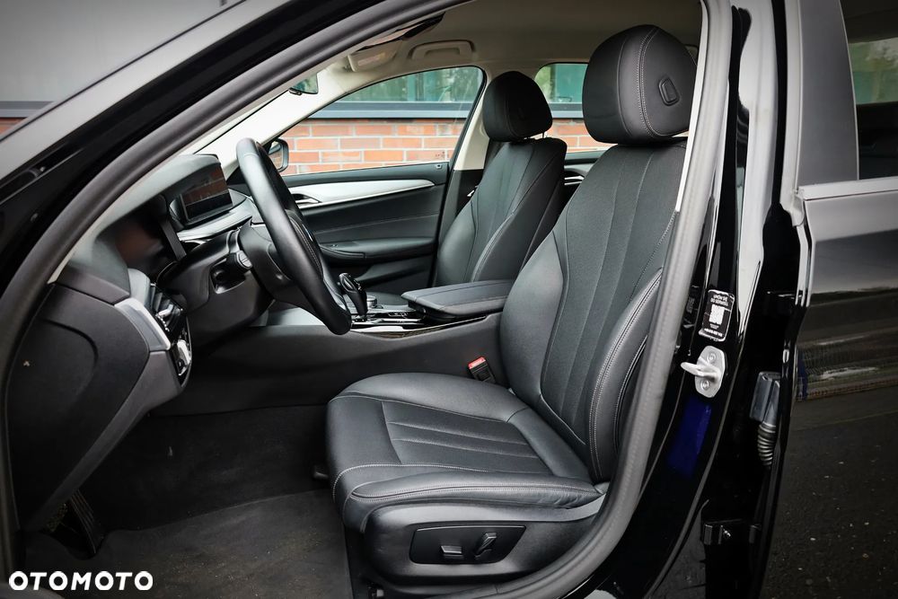 BMW Seria 5 - 24