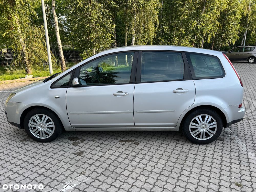 Ford Focus 1.6 TDCi Ghia DPF - 4