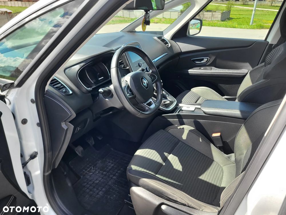 Renault Scenic - 29