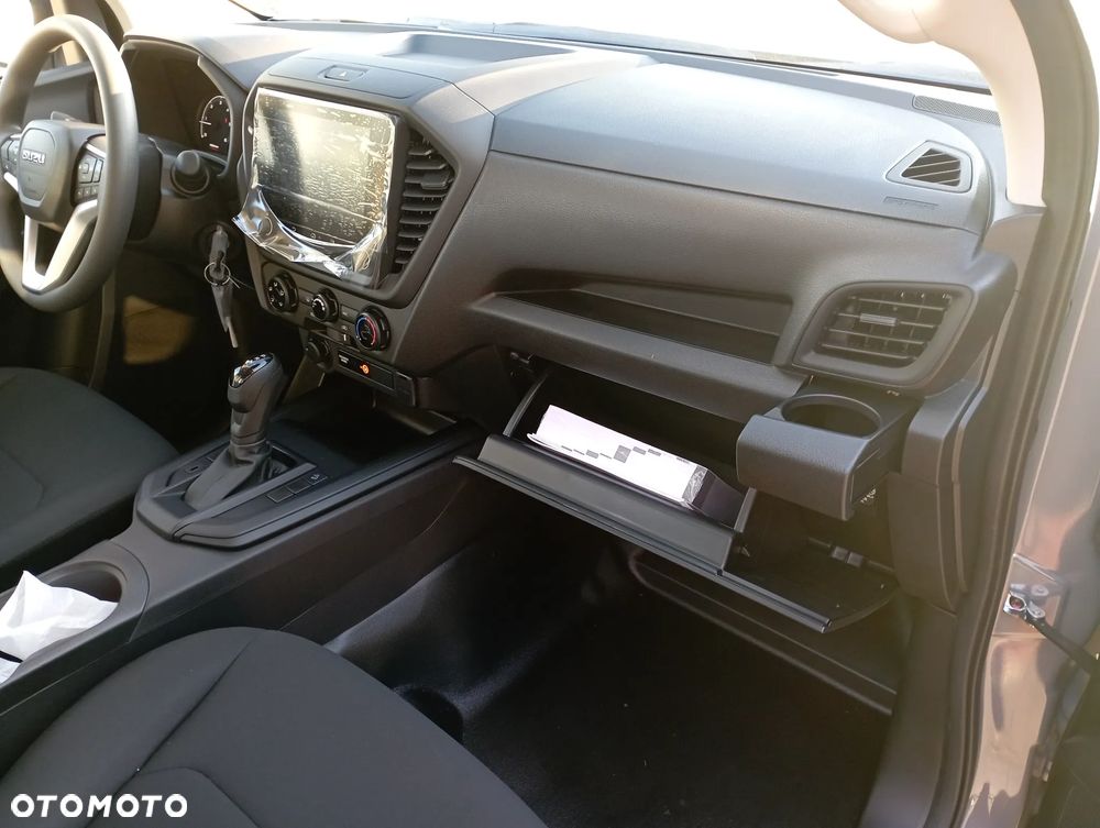 Isuzu D-Max 1.9 EC L - 21