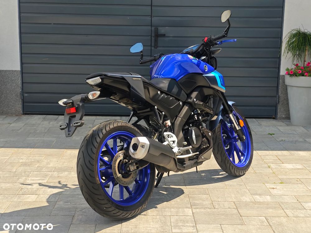 Yamaha MT - 7