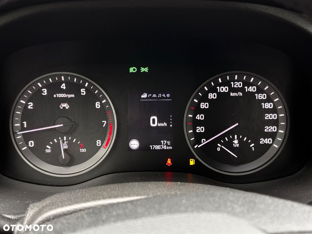 Hyundai Tucson 1.6 Turbo 2WD Navi - 31