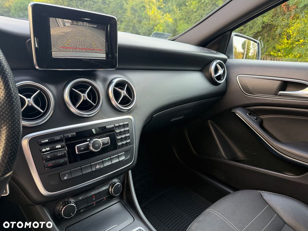 Mercedes-Benz Klasa A 180 BlueEfficiency Edition - 8