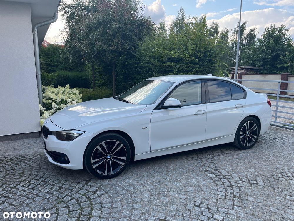 BMW Seria 3 320i xDrive Sport Line Shadow sport - 2