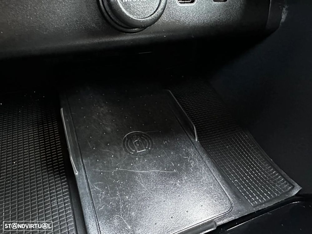 Volvo C40 Recharge Plus - 36