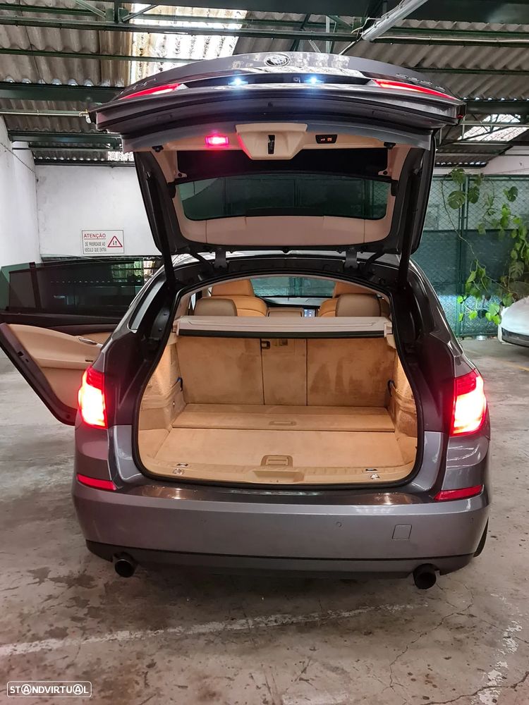 BMW 535 Gran Turismo d Pack M - 11