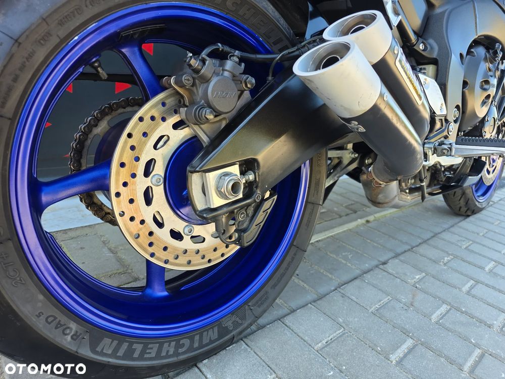 Yamaha FZ8 - 27