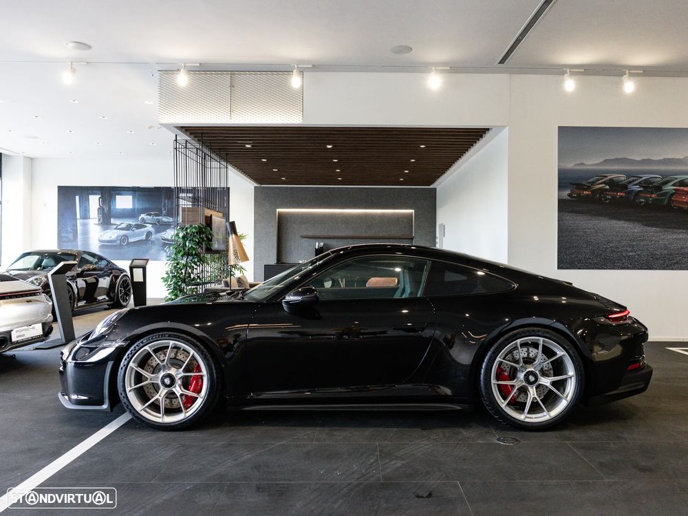 Porsche 911 (992) - 3
