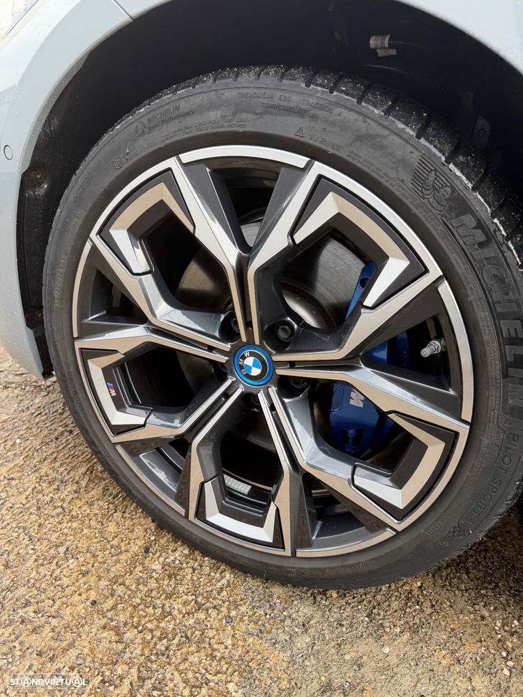 BMW i4 M50 - 18