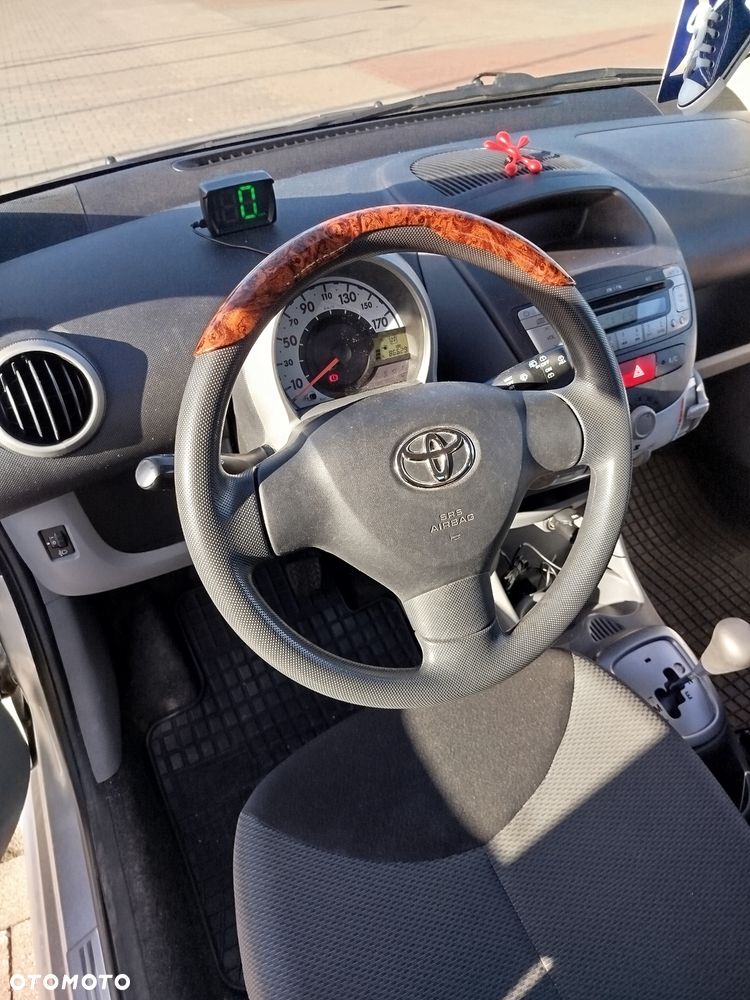 Toyota Aygo 2008 photo 4