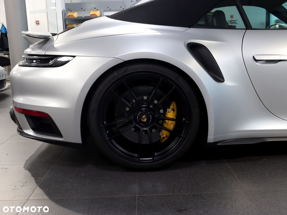 Porsche 911 Turbo S - 13