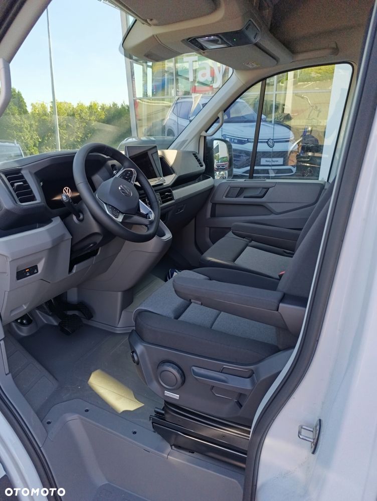 Volkswagen Crafter - 11