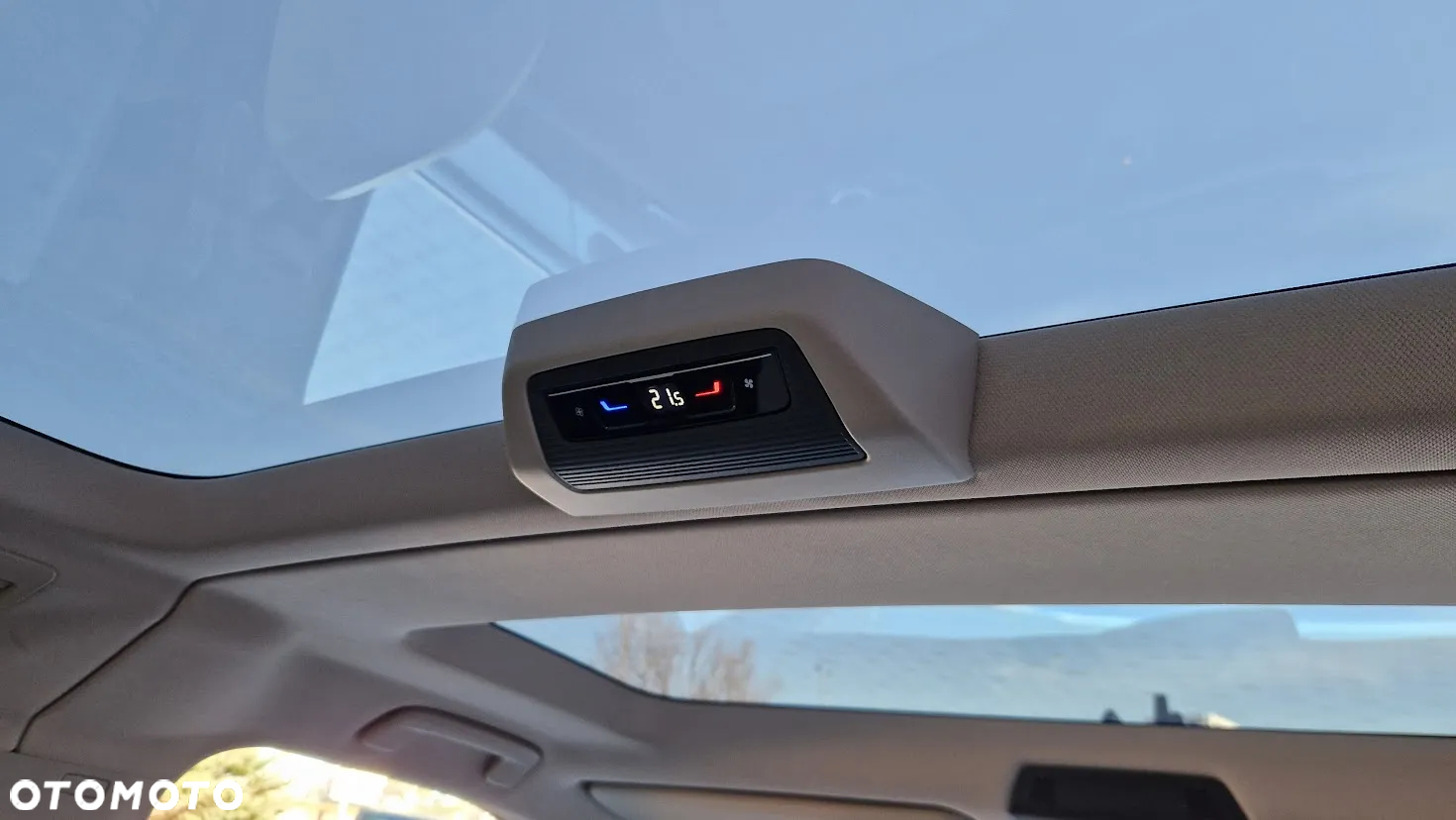 Volkswagen Multivan 2.0 TDI L2 Life DSG - 17