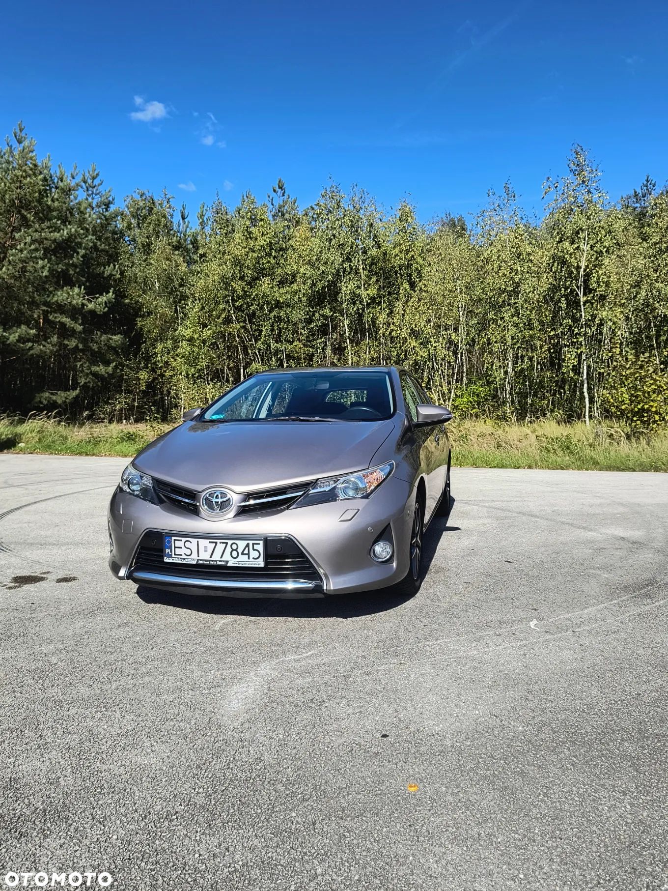 Toyota Auris 1.6 Premium Comfort - 1