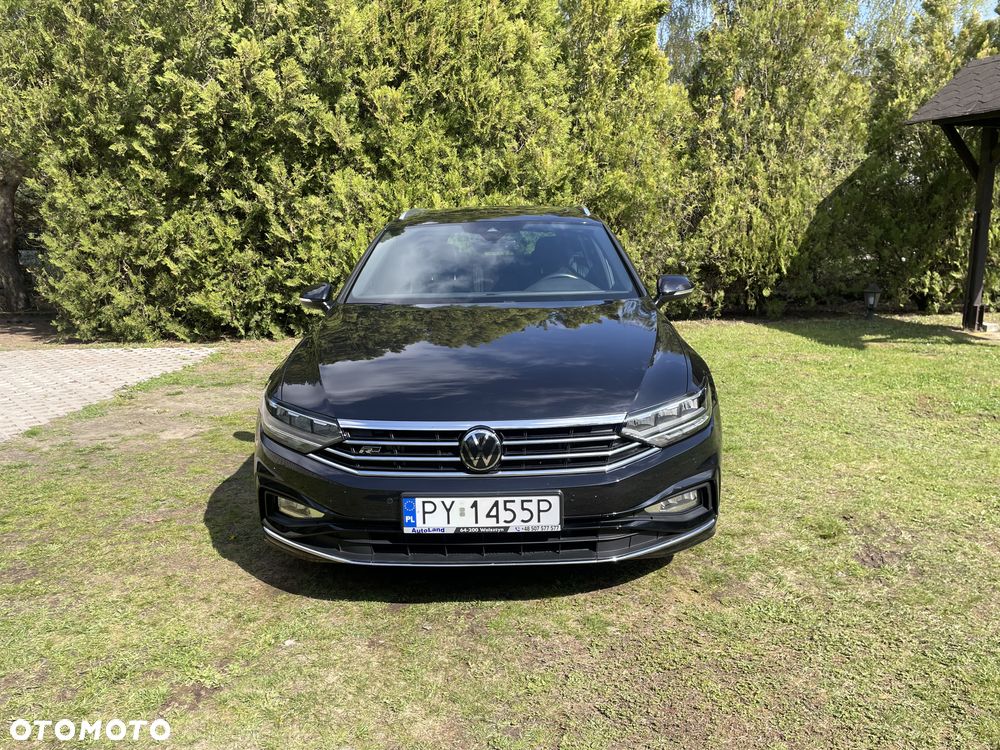 Volkswagen Passat - 2