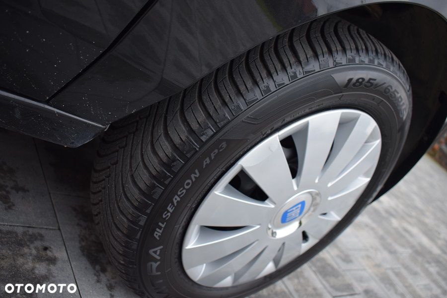 Fiat Doblo 1.9 JTD Family Premius - 19