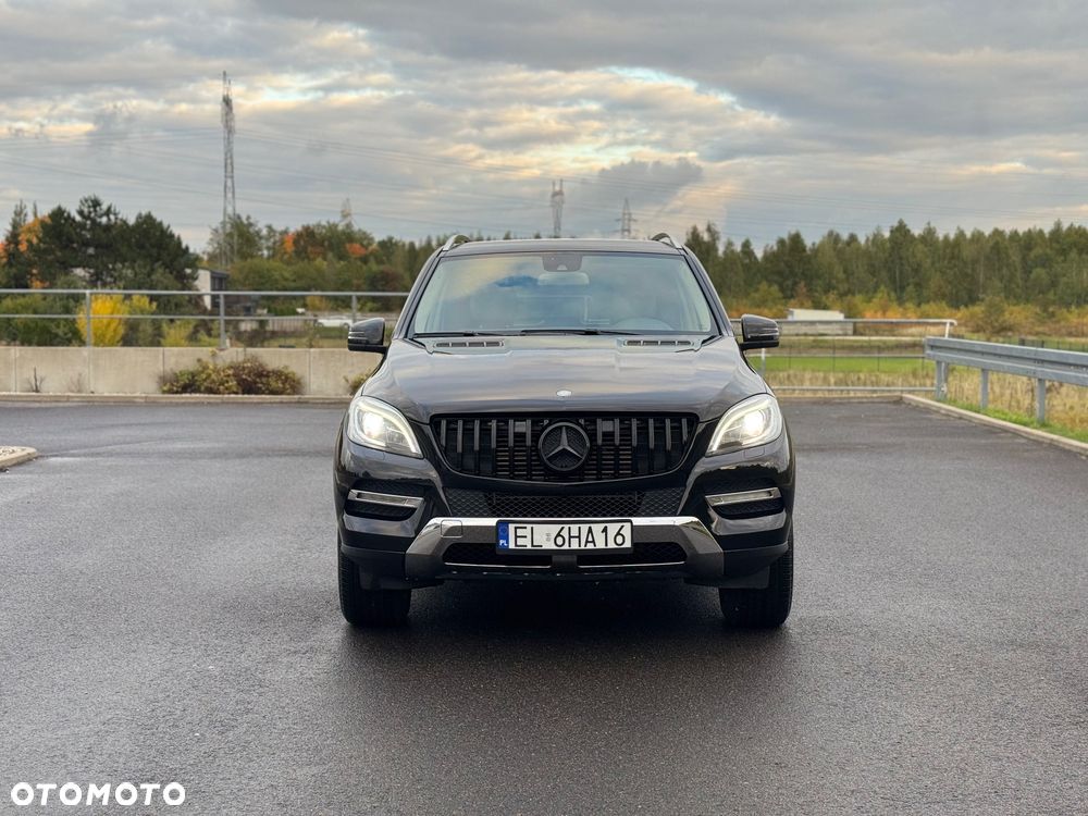 Mercedes-Benz ML 350 BlueTec 4-Matic - 2