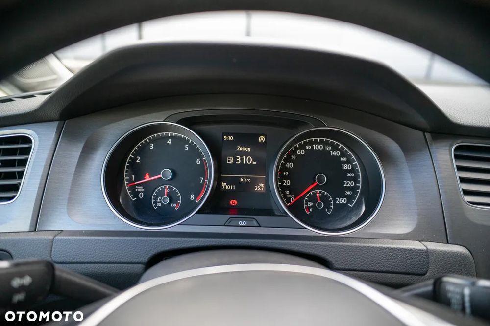 Volkswagen Golf 1.2 TSI BMT Trendline - 37