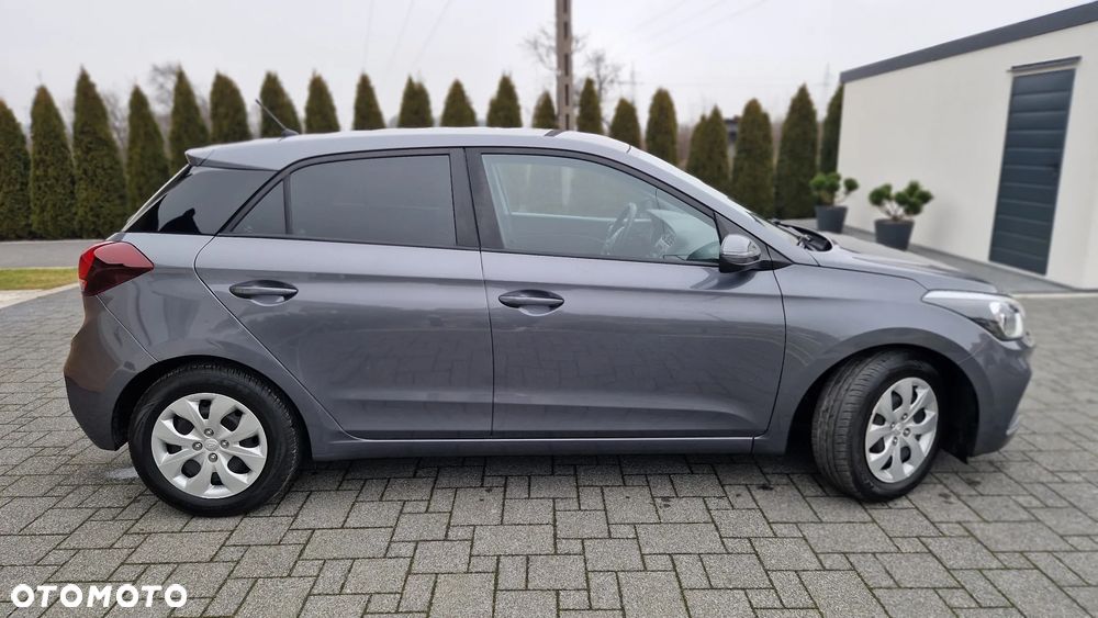 Hyundai i20 1.2 Select - 19