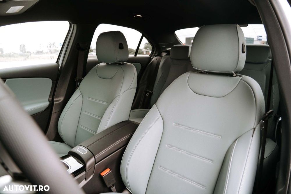 Mercedes-Benz A 220 - 15