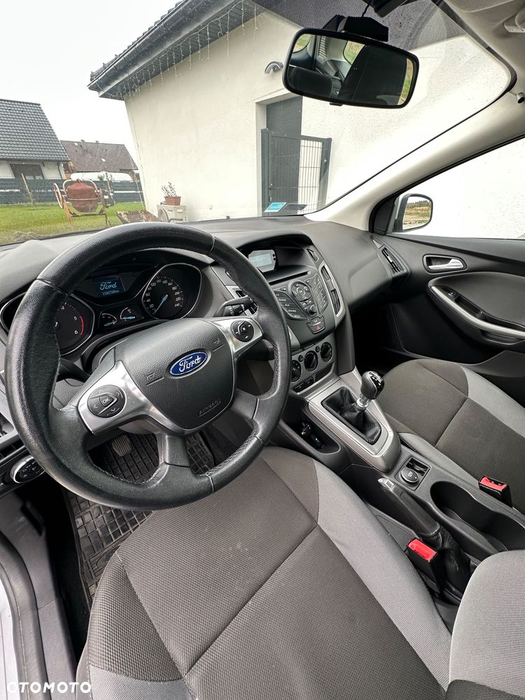 Ford Focus 1.6 TDCi Ambiente - 15
