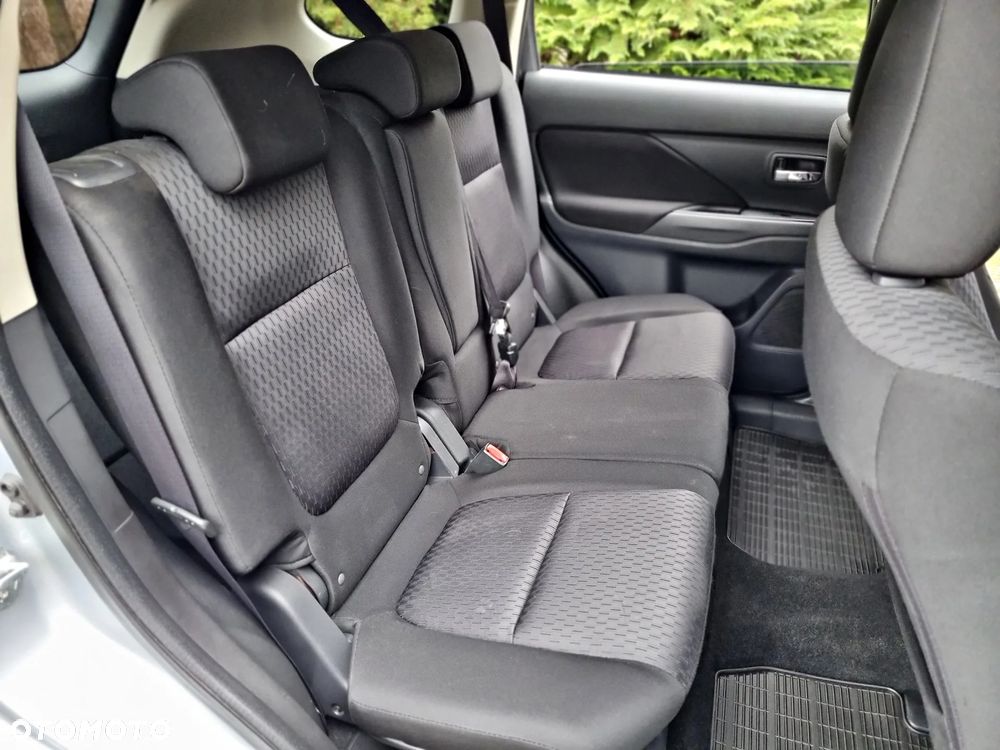 Mitsubishi Outlander ver-1-6-cdti-automatik-innovation - 29