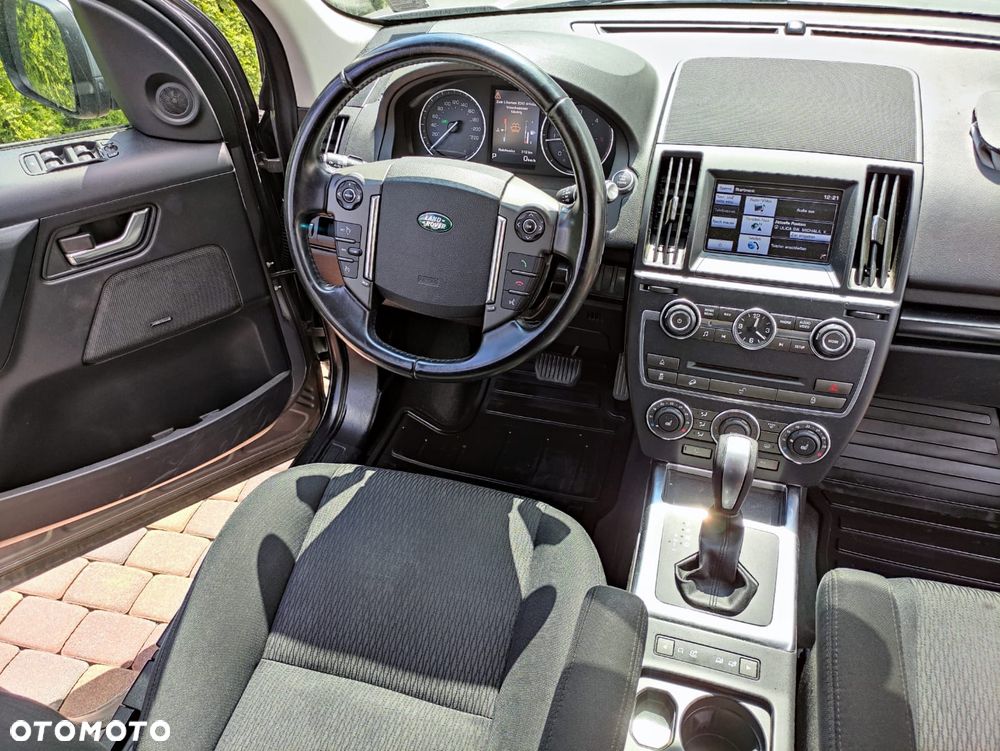 Land Rover Freelander SD4 HSE Luxury - 21