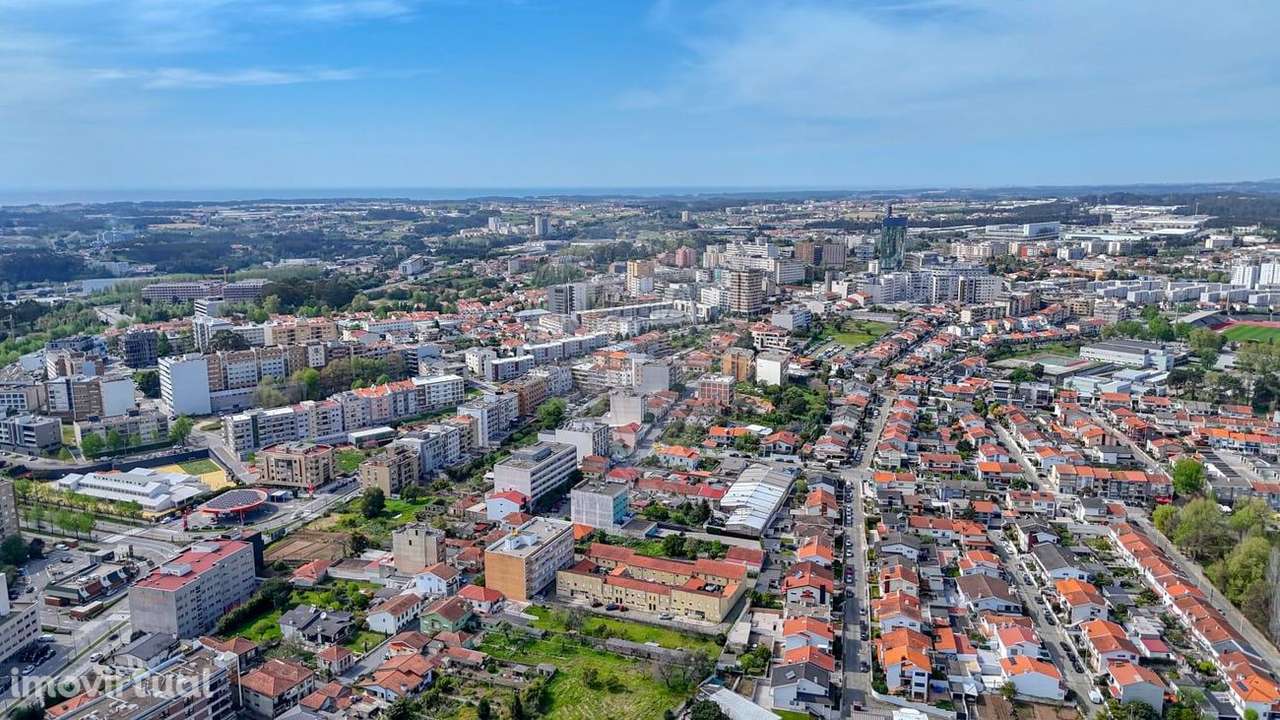 Moradia T4 para venda - Grande imagem: 2/49