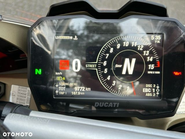 Ducati Panigale V4S - 7