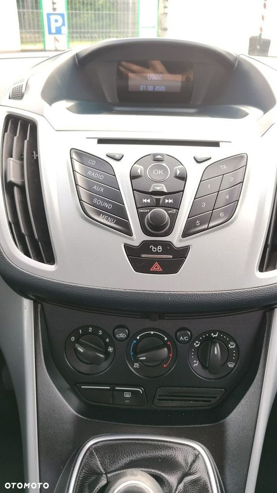 Ford Grand C-MAX - 23
