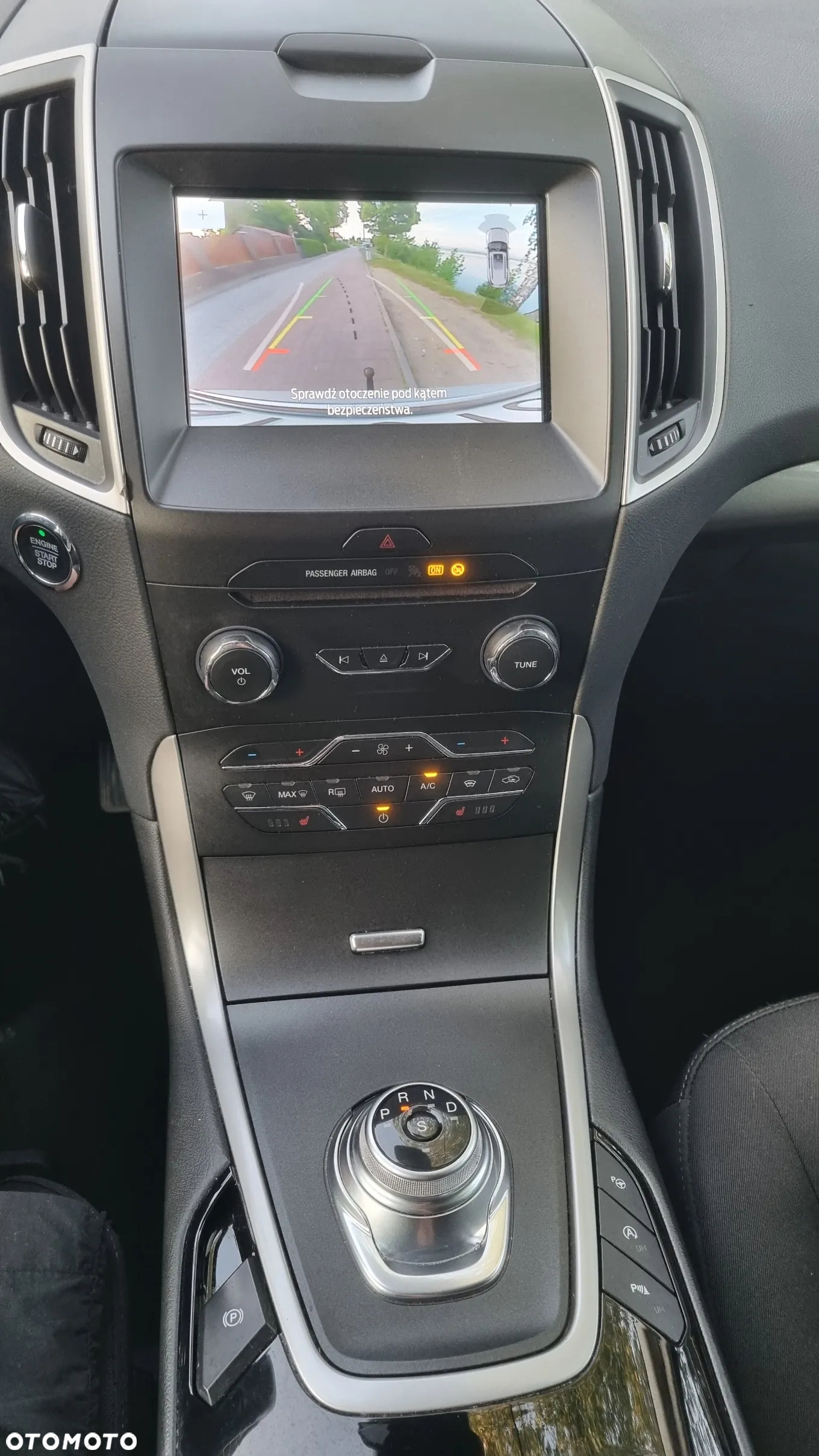 Ford S-Max 2.0 EcoBlue Titanium - 12