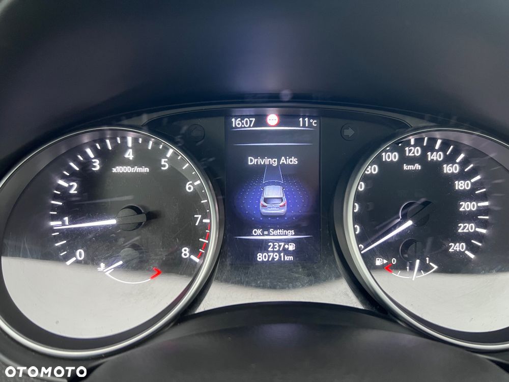 Nissan Qashqai 1.3 DIG-T N-Connecta - 26