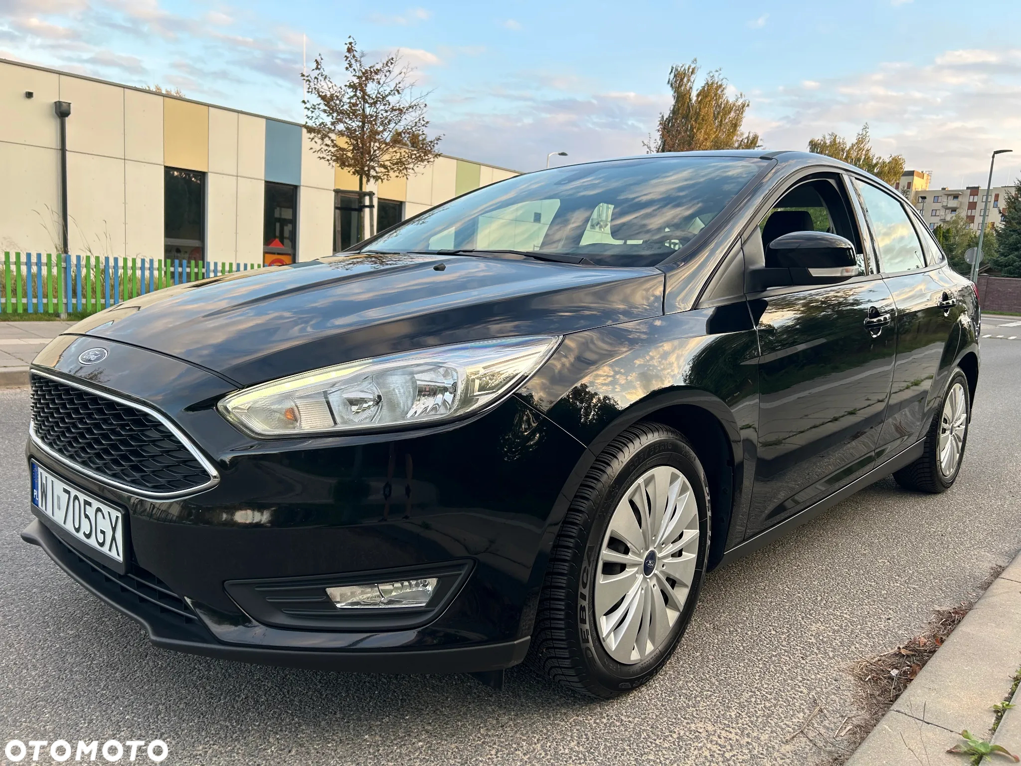 Ford Focus 1.6 Trend - 36