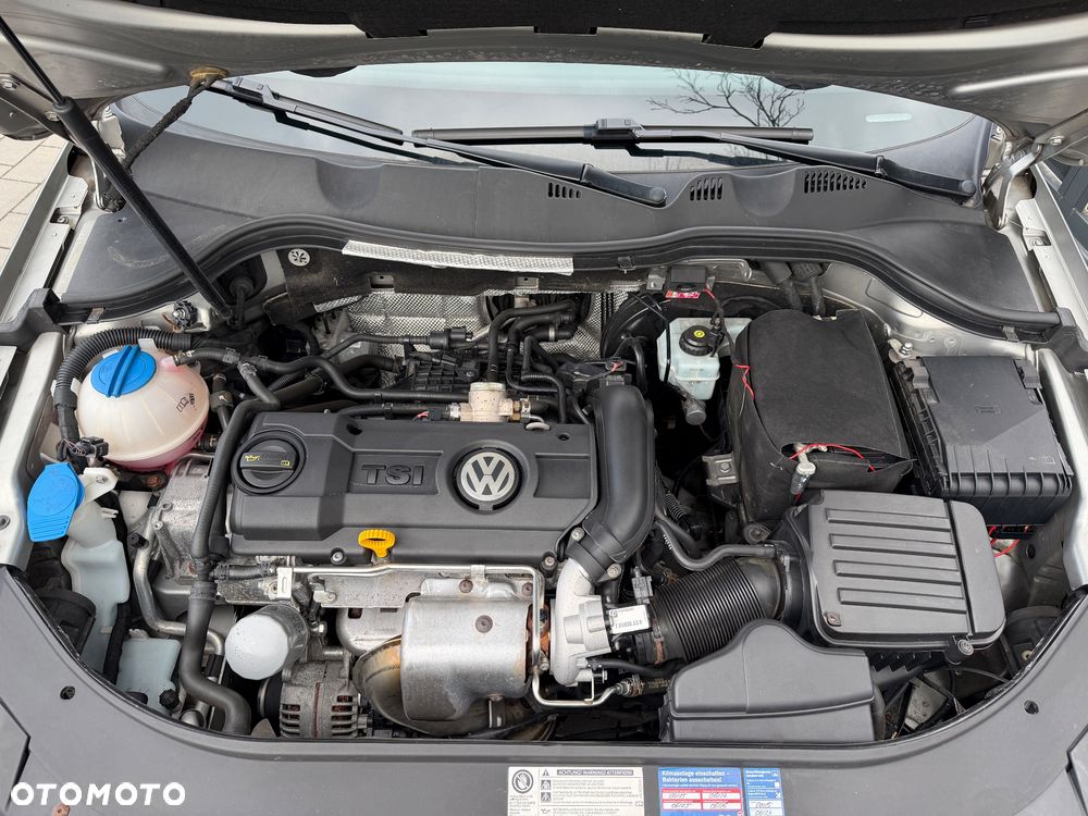 Volkswagen Passat 1.4 TSI BMT Comfortline - 36